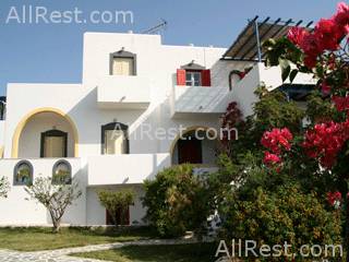 Albatross Hotel & Bungalows 11